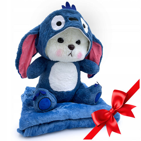 Jucarie de Plus, Ursulet Imbracat in Stitch, set cu Paturica, 55x30cm.