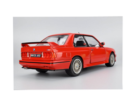Mașinuță BMW M3 E30 din 1988, dimensiune 1:24, din Metal – Bburago
