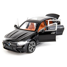 Mașină de Jucărie Limuzină Mercedes Clasa E – Metal, Muzică și Lumini