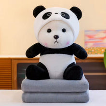 Jucarie de Plus, Ursulet Imbracat set cu Paturica Pufoasa, 55x30cm.